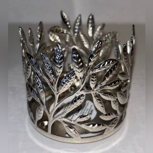 Bath and Body Works Silver Leaves Candle Holder for Single Wick Candle